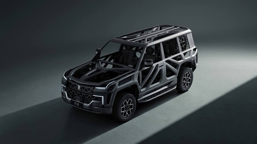 成都104仰望U8硬派越野的科技魅力，国能汽车对传统燃油车市场的冲击